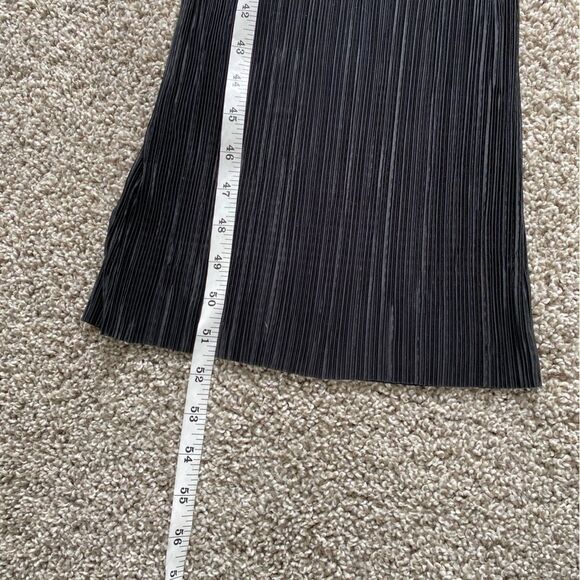 NEW LOOK | Pleated Jumpsuit - Picture 10 of 14